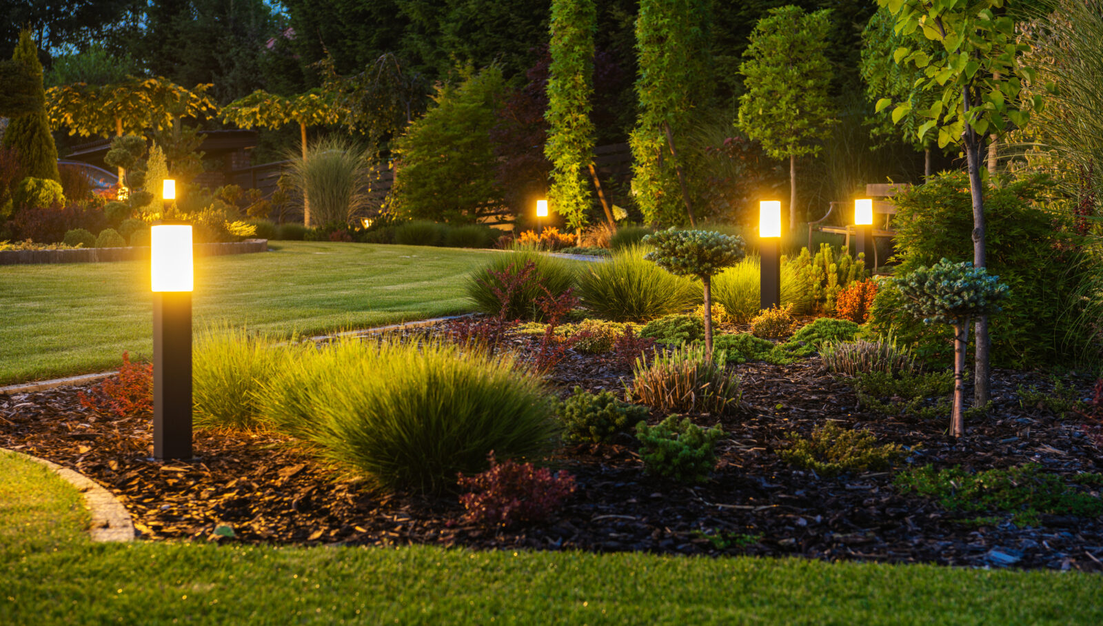 4 Benefits of Outdoor Lighting sposato irrigation
