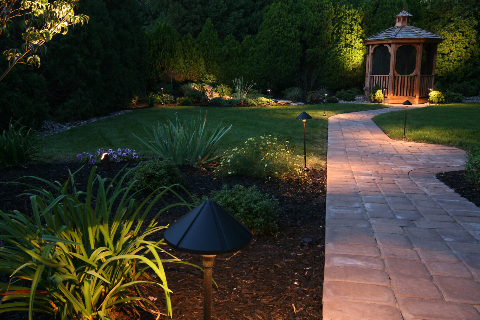 Why You Should Choose LED Landscape Lighting for Your Property sposato irrigation
